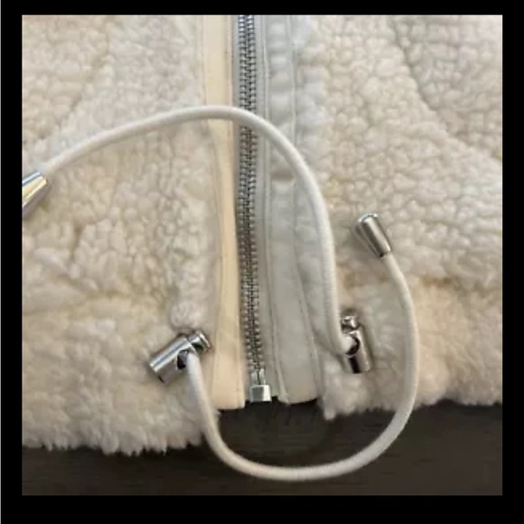 Universal Thread Faux Shearling Zip Up Coat With Pockets Cream Beige Size 4x - Picture 4 of 7